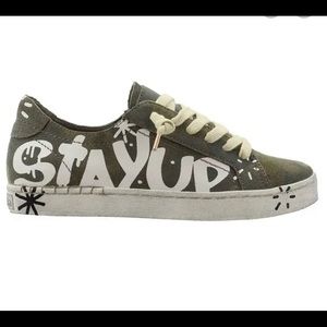 Dolce Vita Stayup Sneakers